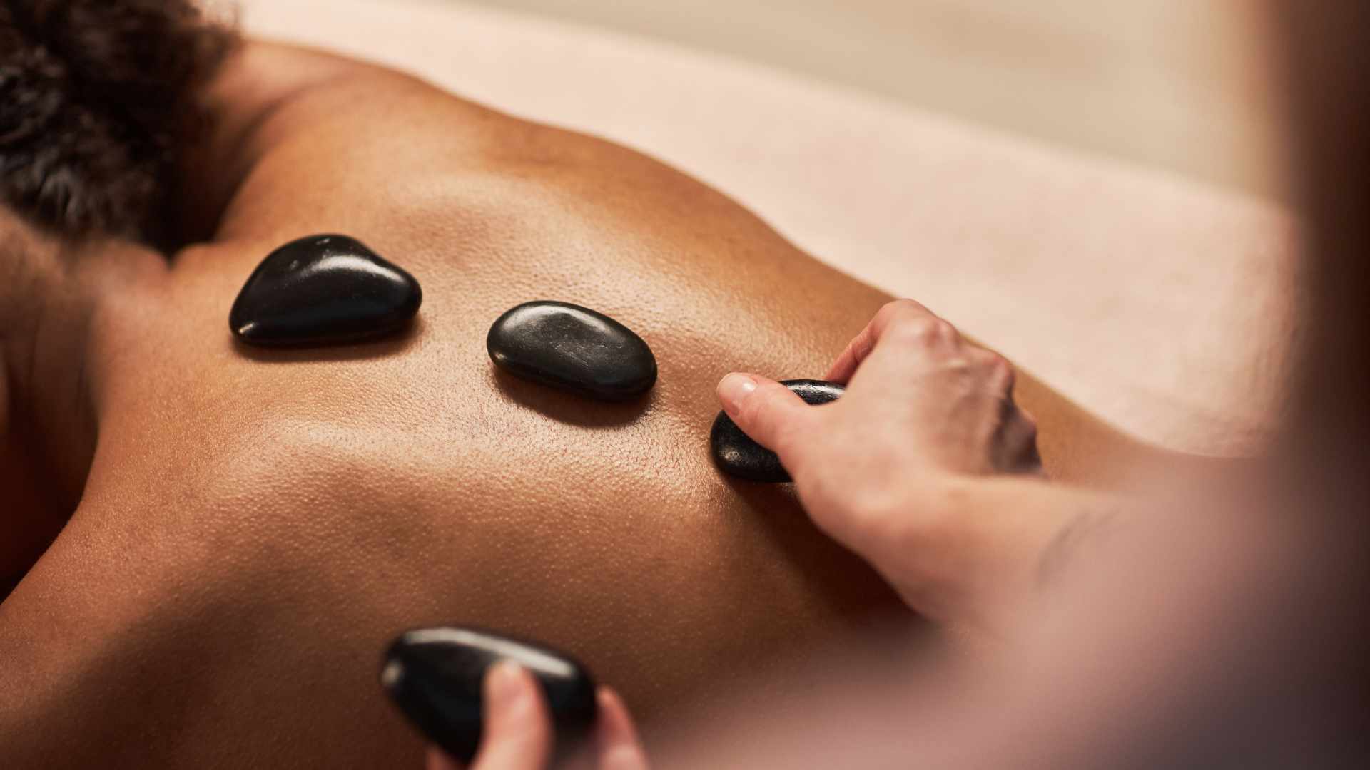 Hot stone massage 