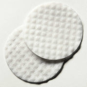 ELEMIS Dynamic Resurfacing Facial Pads close up. 